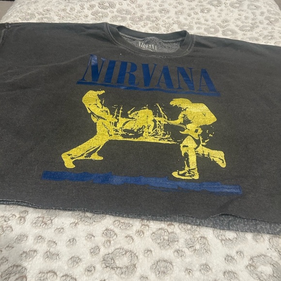 NWOT Nirvana Crop Sweatshirt Size Small Oversized - Picture 3 of 6